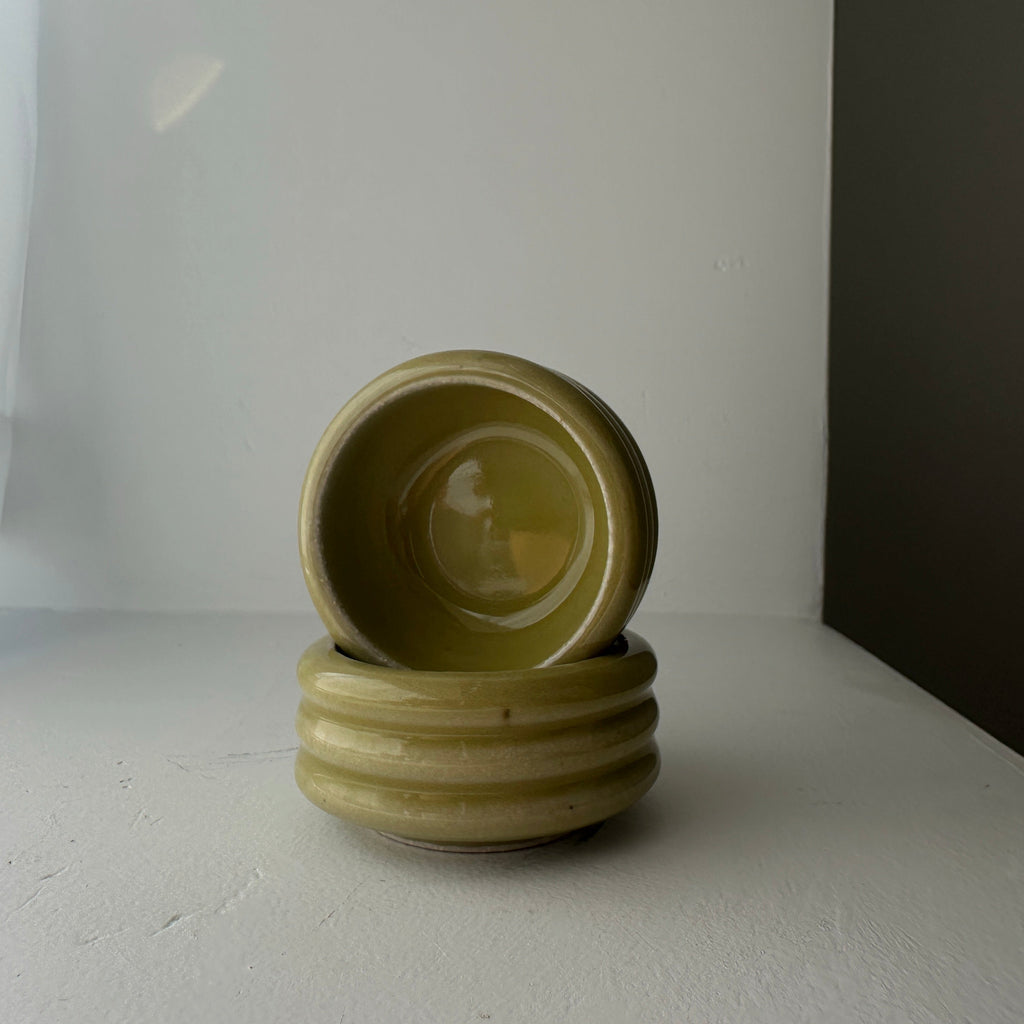 The Stackable Bubble Sauce Cup Set - S