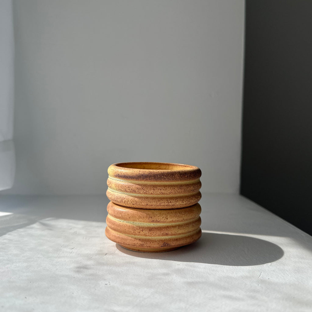 The Stackable Bubble Sauce Cup Set - M