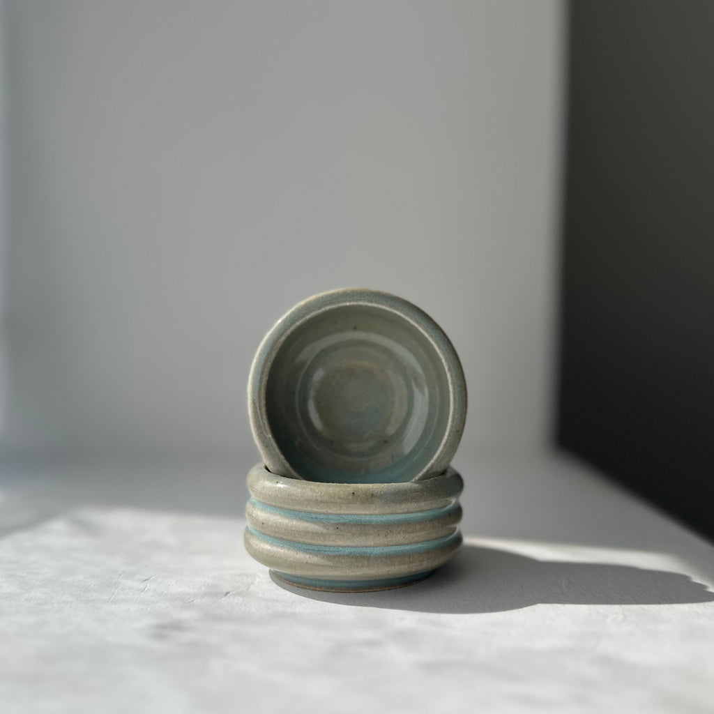 The Stackable Bubble Sauce Cup Set - S