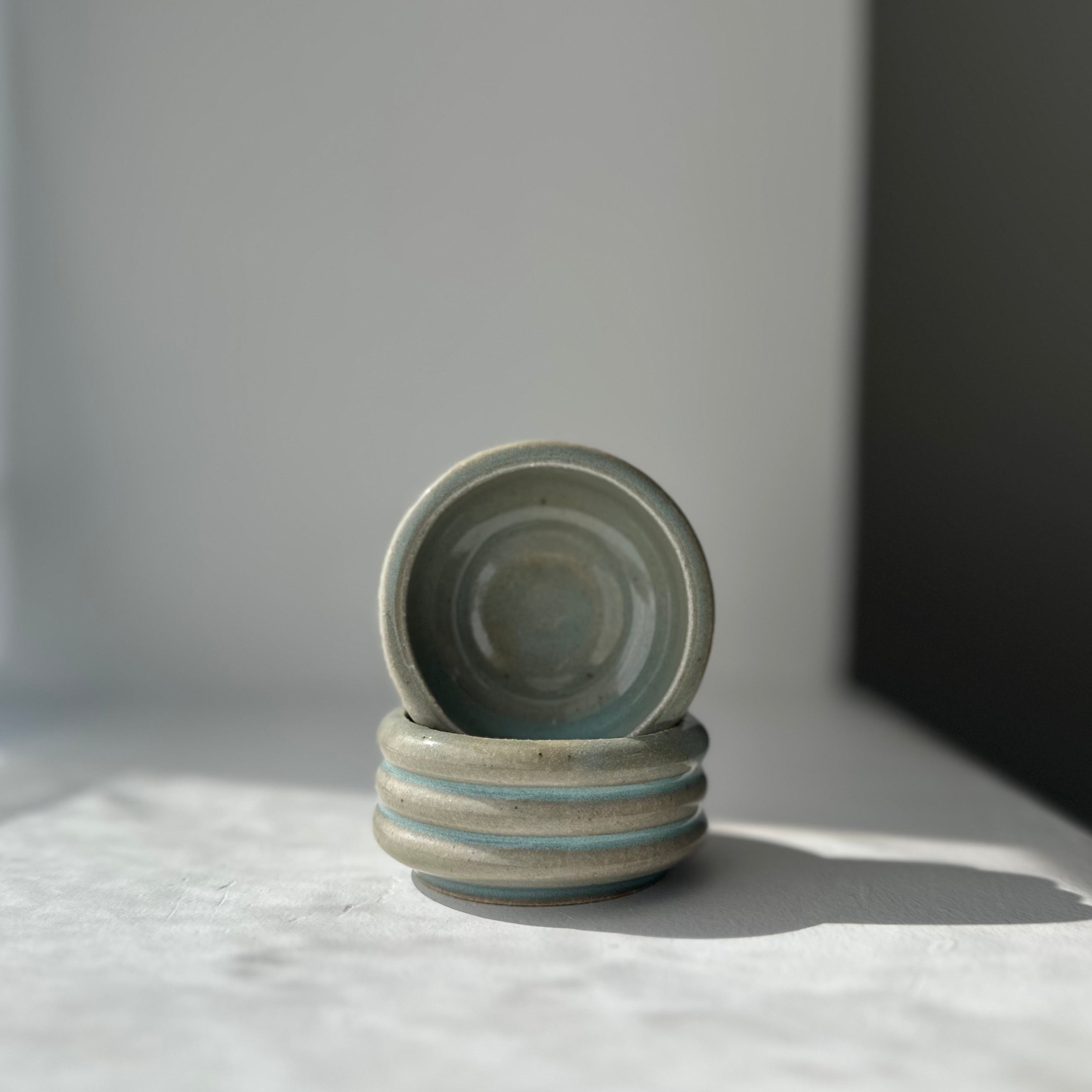 The Stackable Bubble Sauce Cup Set - S