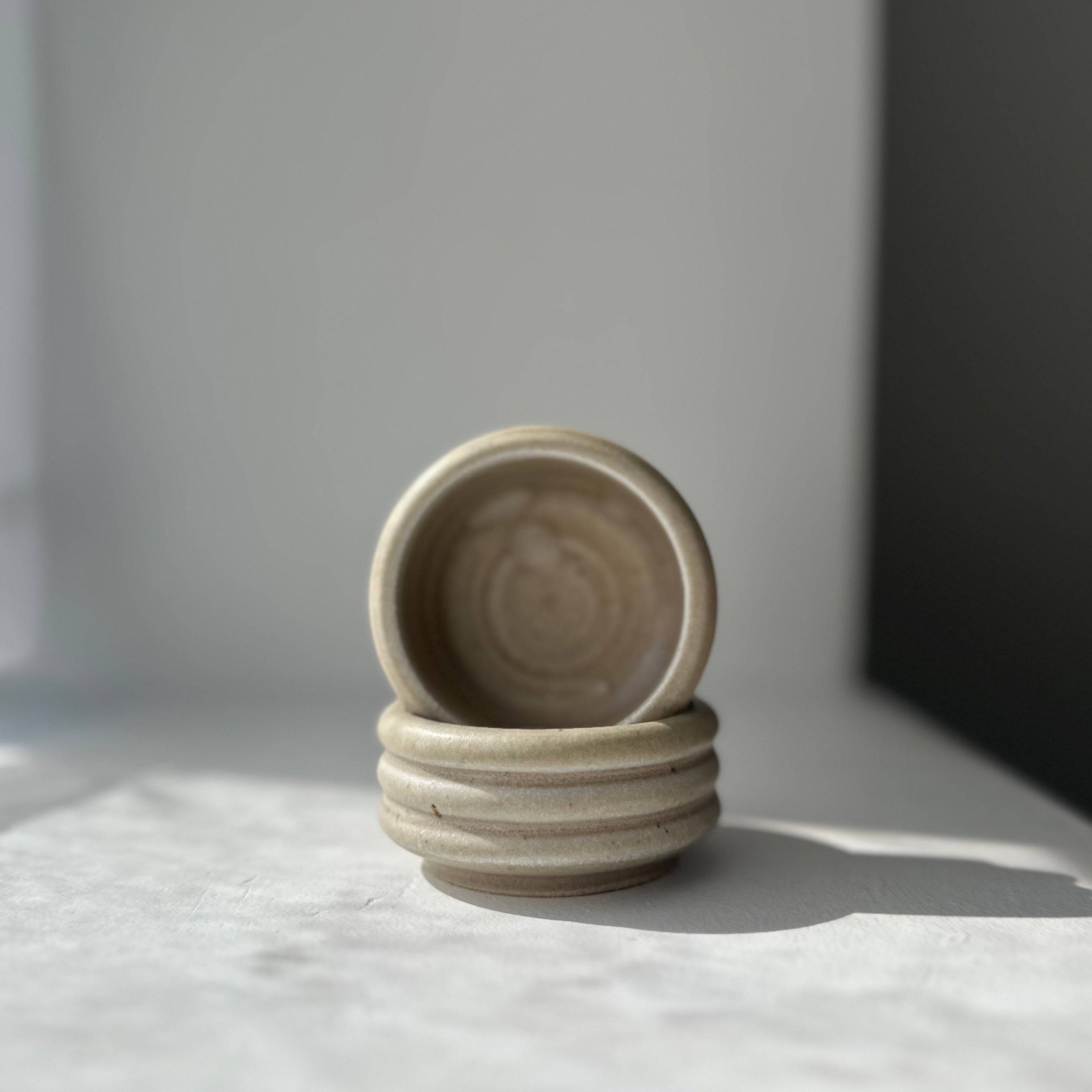 The Stackable Bubble Sauce Cup Set - M