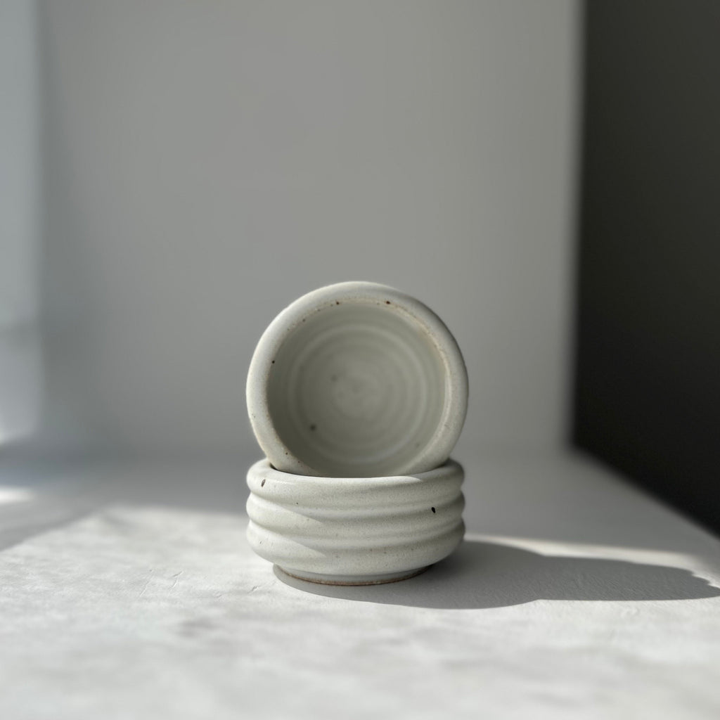 The Stackable Bubble Sauce Cup Set - M
