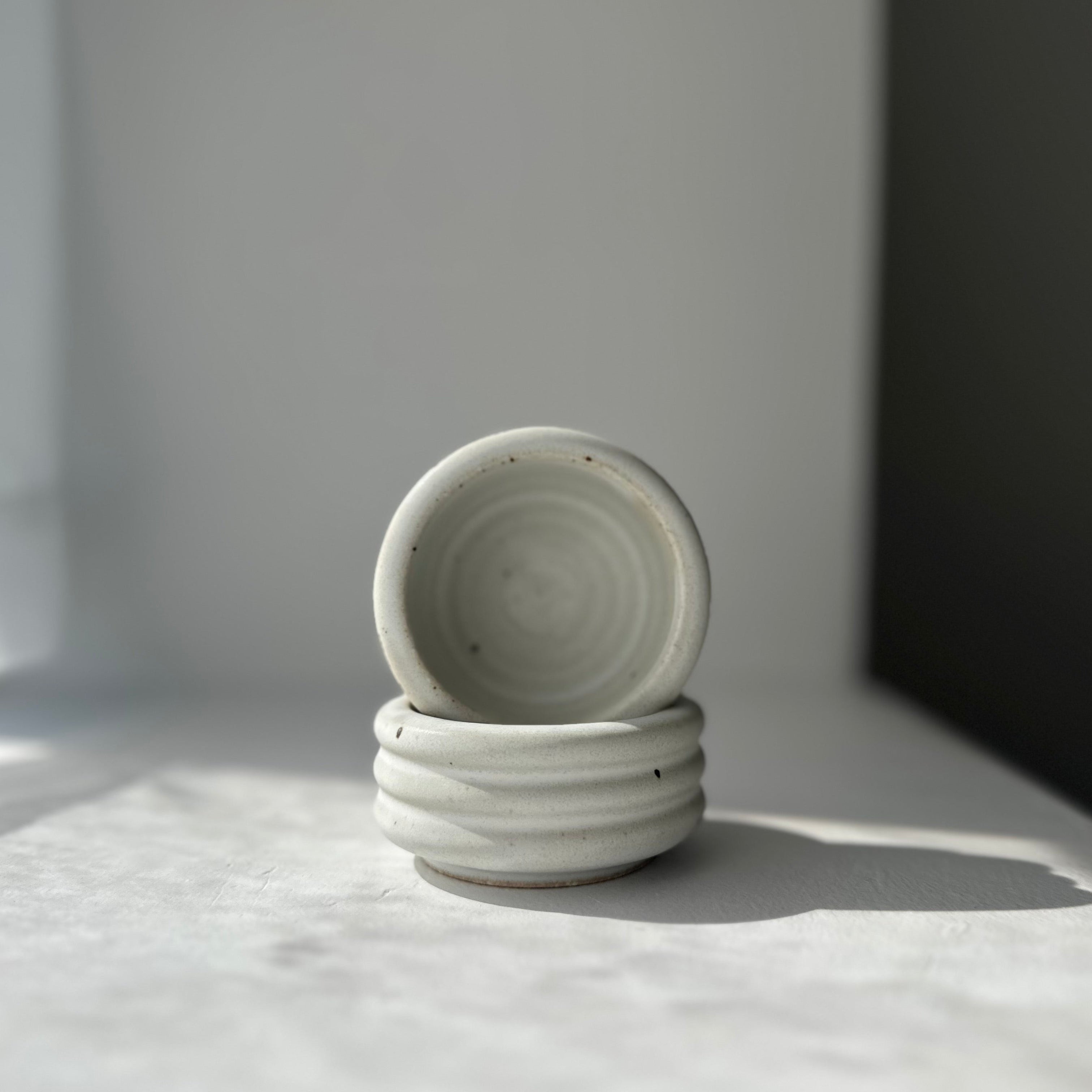 The Stackable Bubble Sauce Cup Set - M