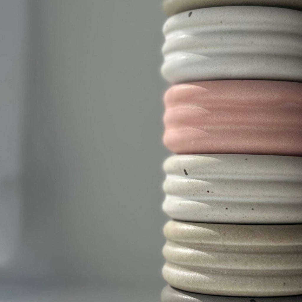 The Stackable Bubble Sauce Cup Set - M